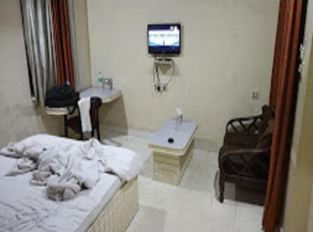 Hotel Center Point- Chhattisgarh Korba Exteriör bild